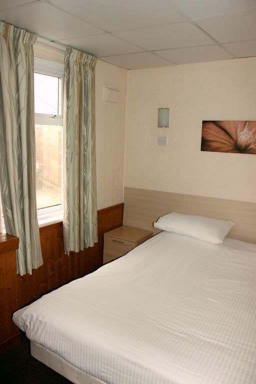 The Colwyn Hotel - Near Pleasure Beach Μπλάκπουλ Εξωτερικό φωτογραφία