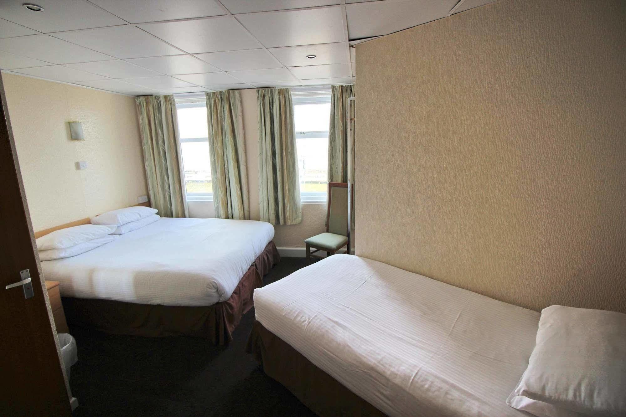 The Colwyn Hotel - Near Pleasure Beach Μπλάκπουλ Εξωτερικό φωτογραφία